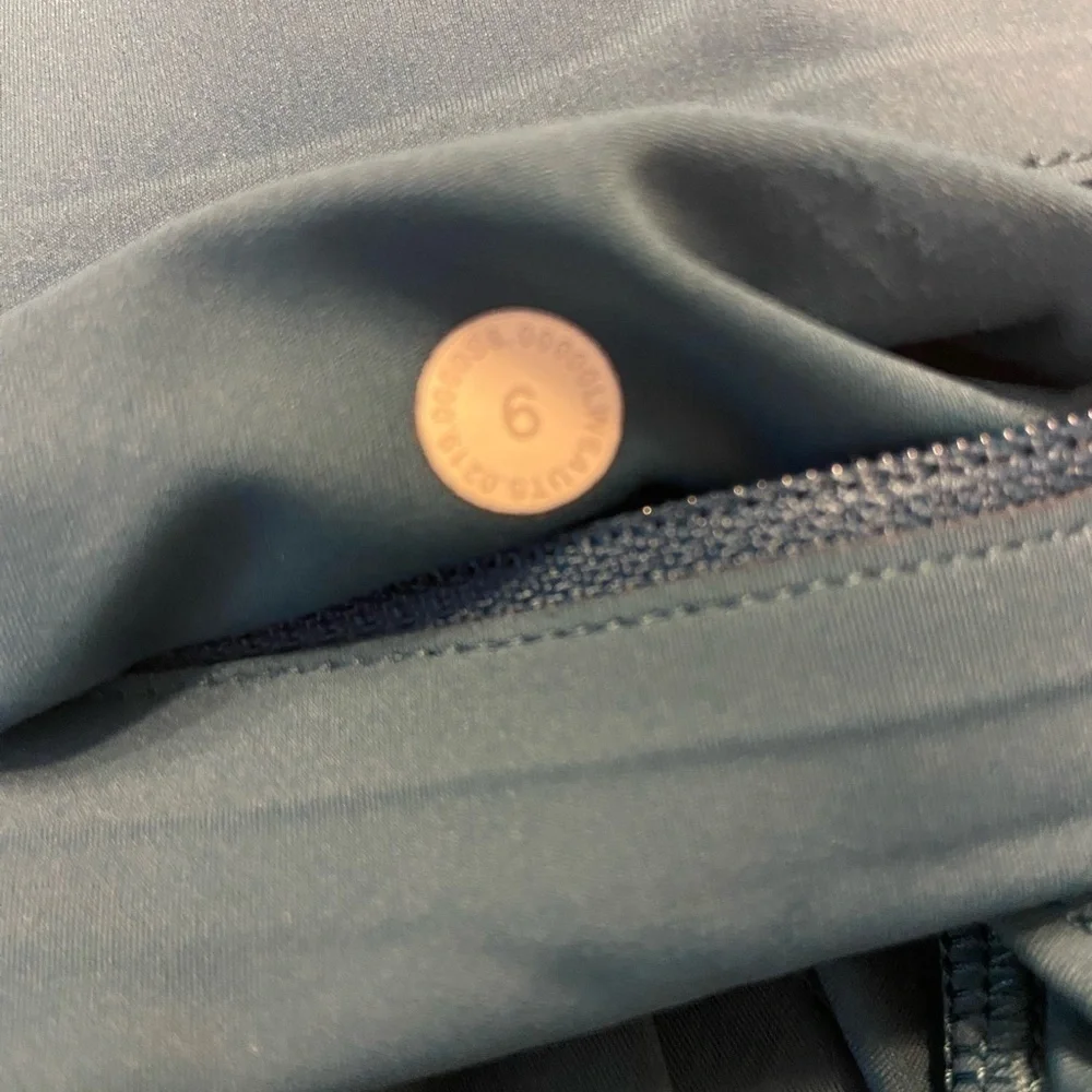 Lululemon Women's Speed Limit Crop Leggings sz 6 Side Pockets  23
